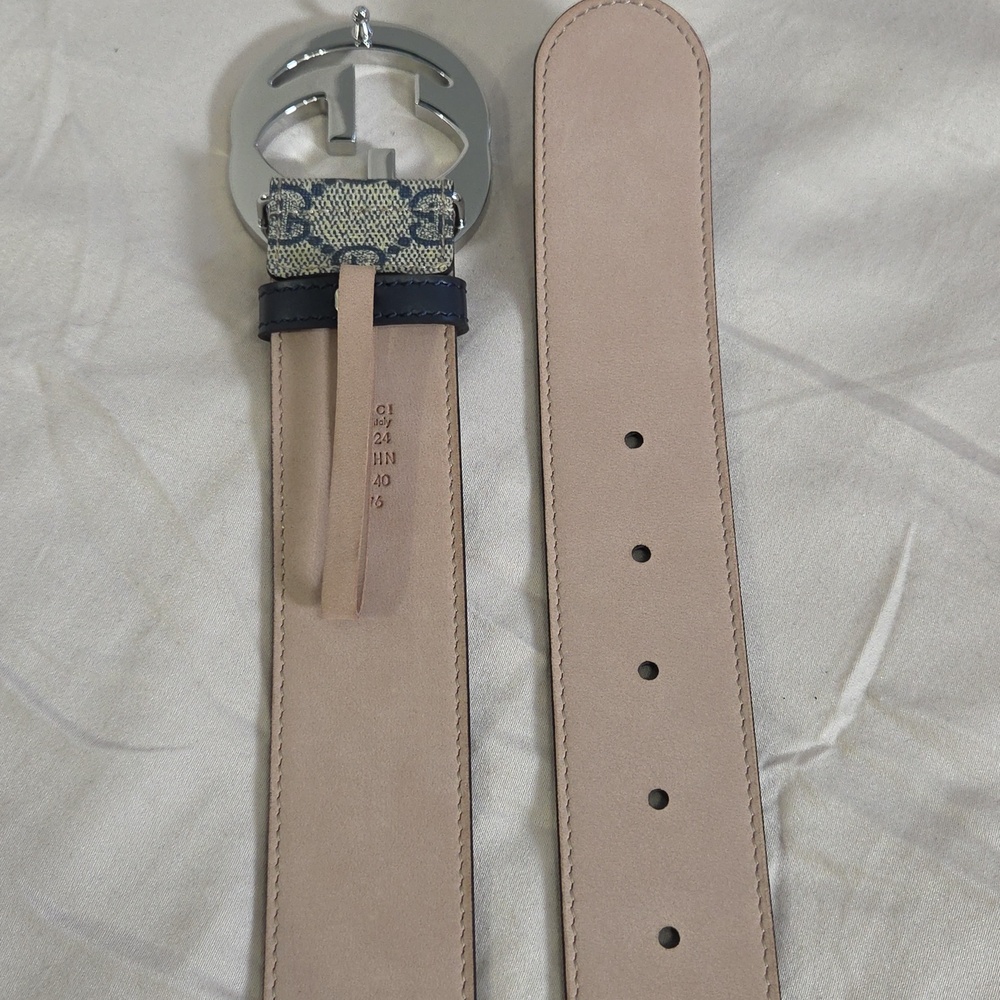 Gucci Blue Beige Monogram Belt with Silver Double G Buckle - Picture 7 of 16